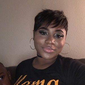 Meet your Posher, Cadedra